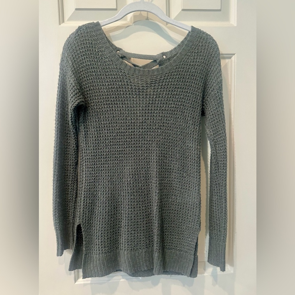 American Eagle Sweater